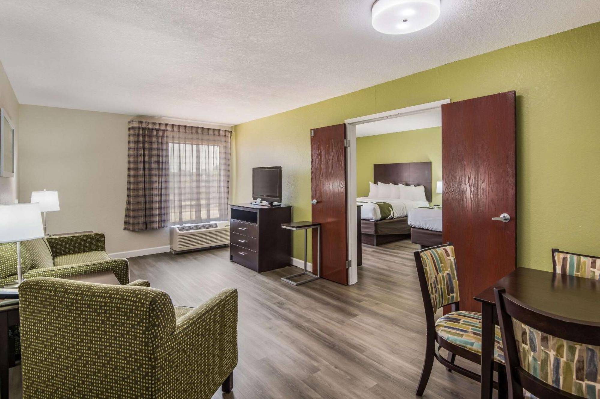 Quality Inn & Suites Quincy - Downtown Dış mekan fotoğraf