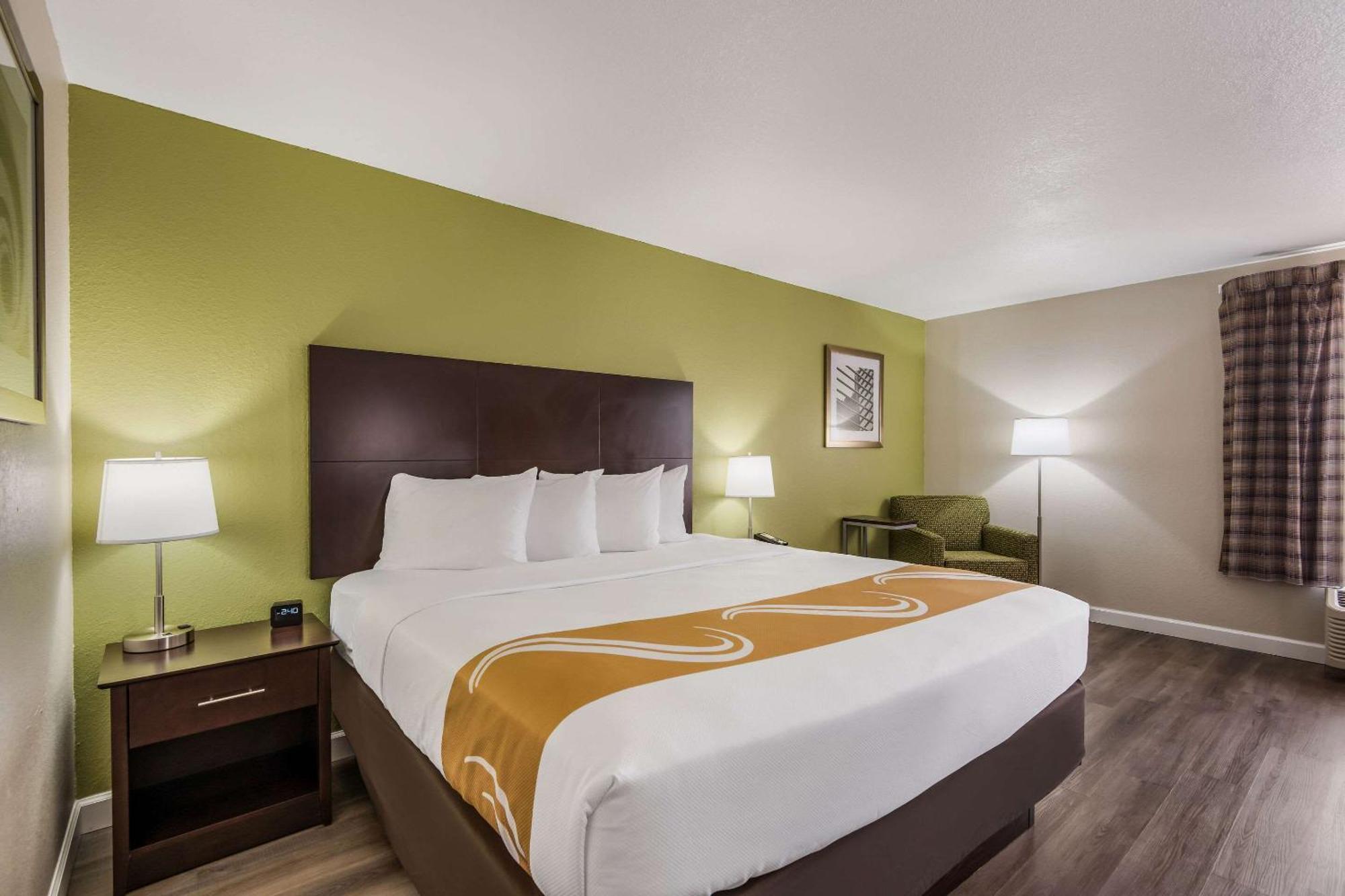 Quality Inn & Suites Quincy - Downtown Dış mekan fotoğraf