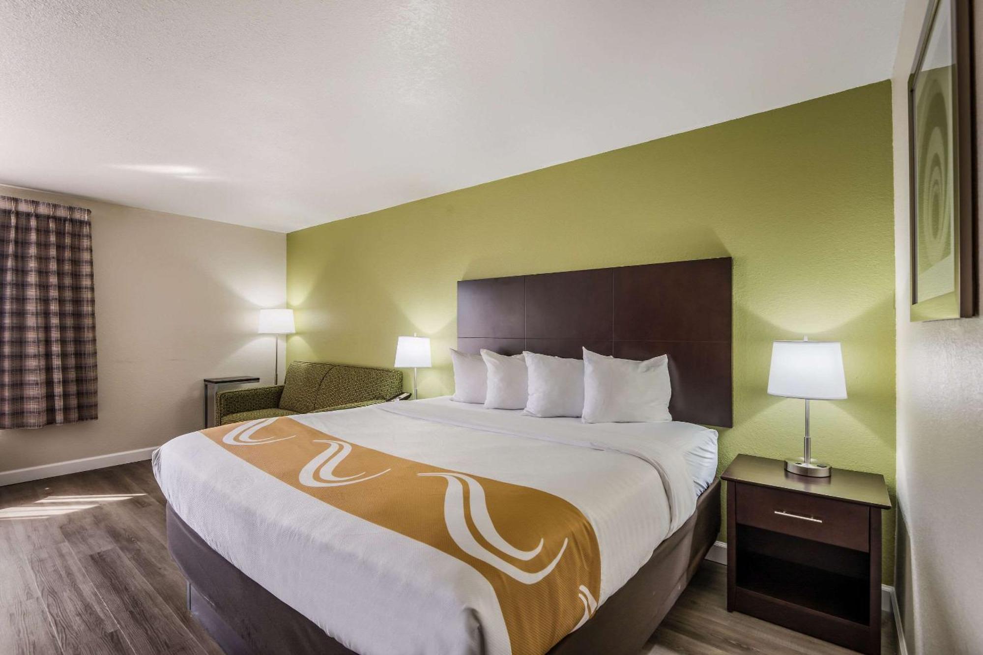 Quality Inn & Suites Quincy - Downtown Dış mekan fotoğraf