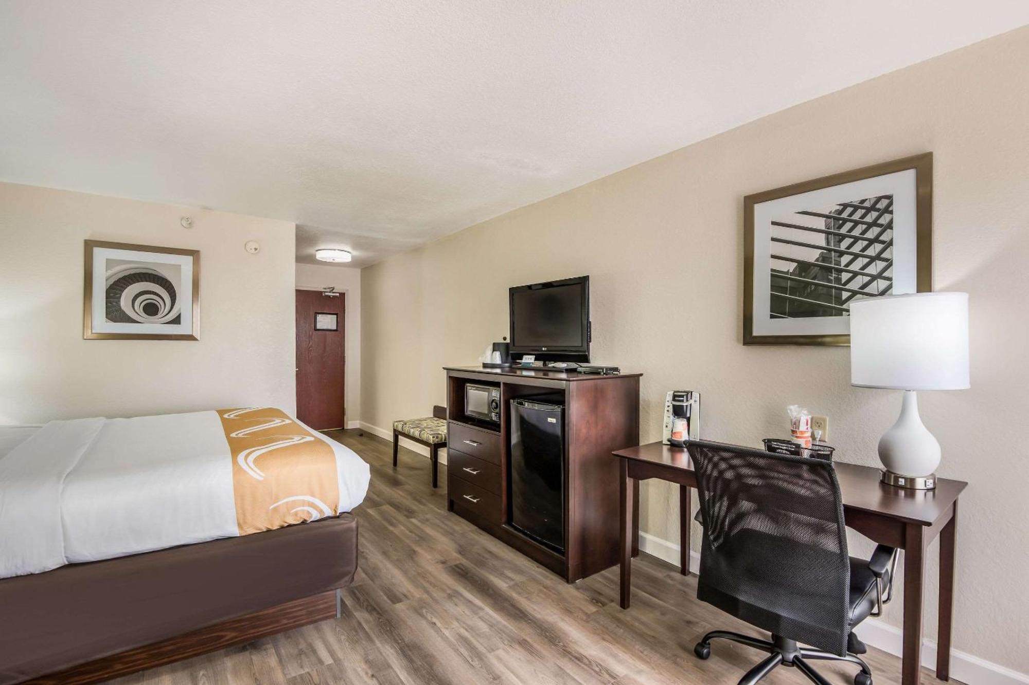 Quality Inn & Suites Quincy - Downtown Dış mekan fotoğraf