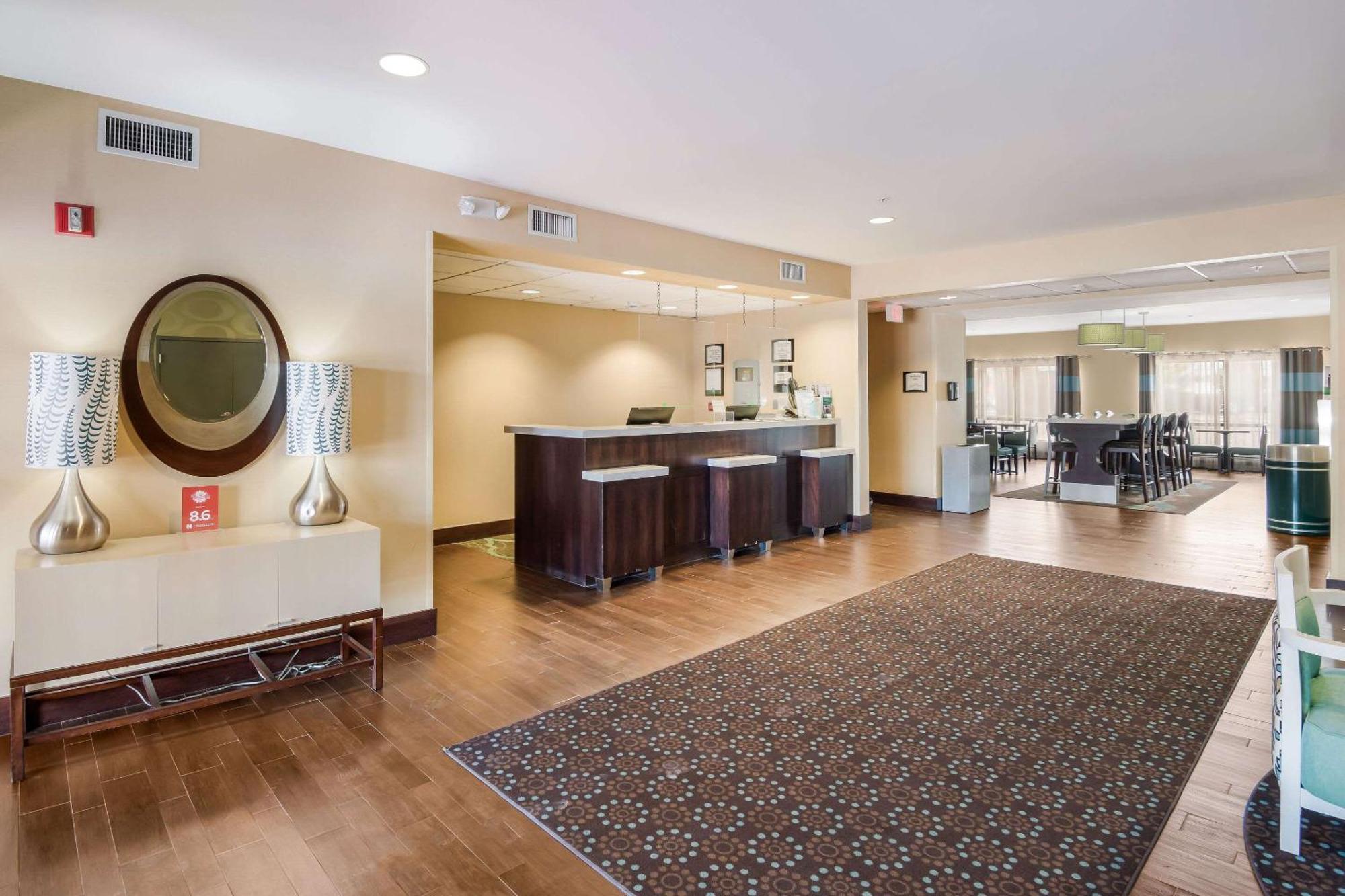 Quality Inn & Suites Quincy - Downtown Dış mekan fotoğraf