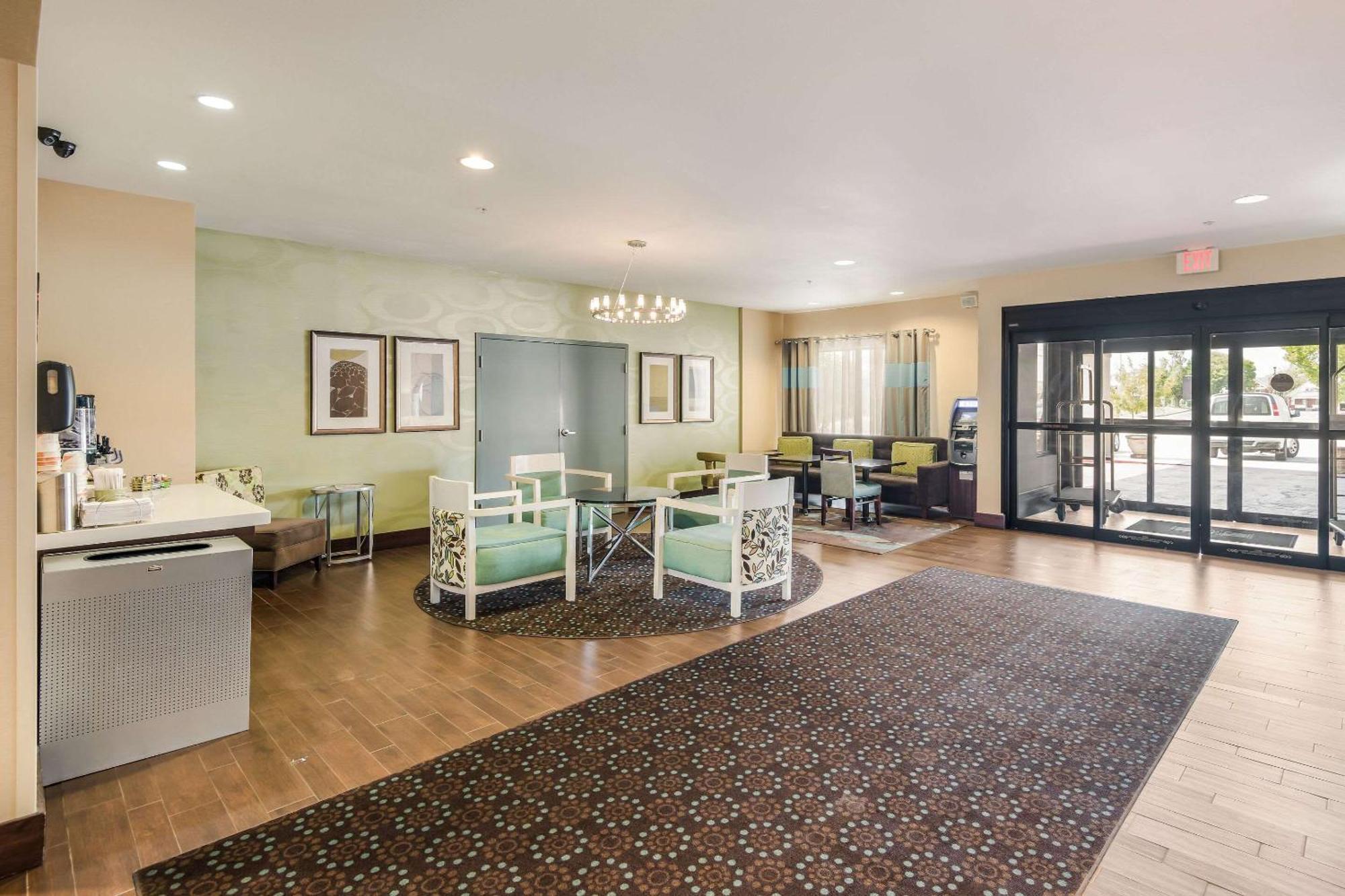 Quality Inn & Suites Quincy - Downtown Dış mekan fotoğraf