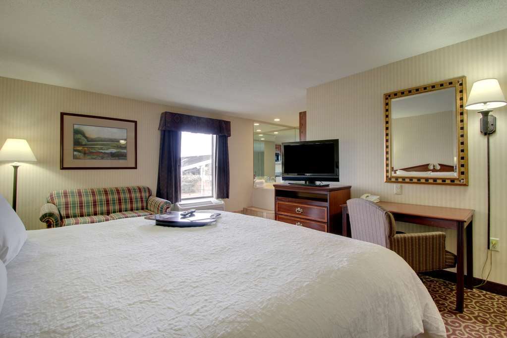 Quality Inn & Suites Quincy - Downtown Oda fotoğraf