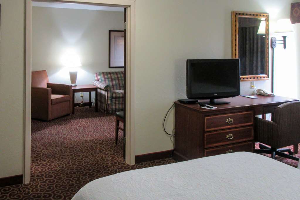 Quality Inn & Suites Quincy - Downtown Oda fotoğraf